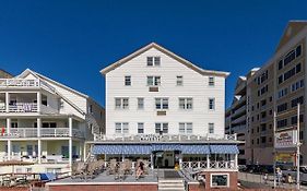Majestic Hotel & Apartments